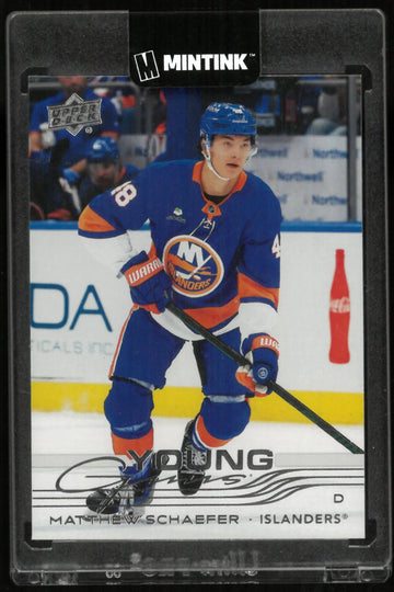 2025-26 Upper Deck Series 2 Young Guns Matthew Schaefer RC Rookie