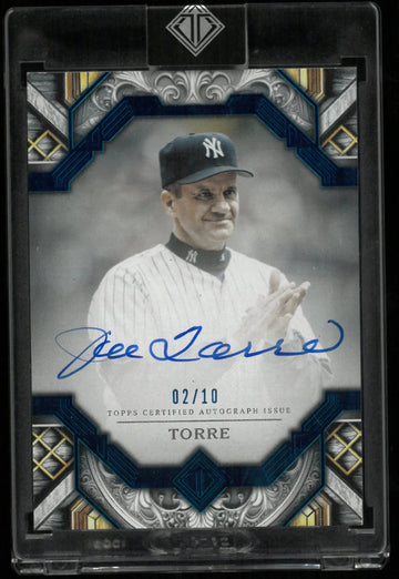 2025 Topps Transcendent Autograph Auto Joe Torre Auto Blue /10