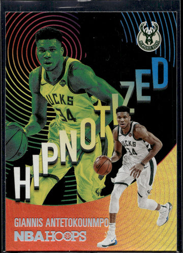 2020-21 Hoops #19 Giannis Antetokounmpo Hipnotized
