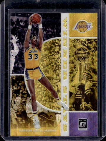 2019-20 Donruss Optic #3 Kareem Abdul-Jabbar Winner Stays Holo