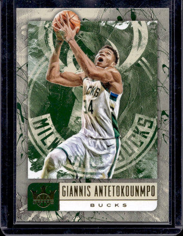 2018-19 Panini Court Kings #34 Giannis Antetokounmpo