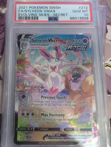 Pokemon: PSA 10 Full Art Sylveon Vmax Evolving Skies